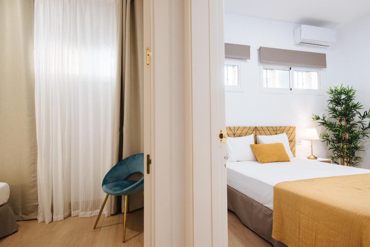 Hostly Rbh0 Modern Apartment Севиля Екстериор снимка